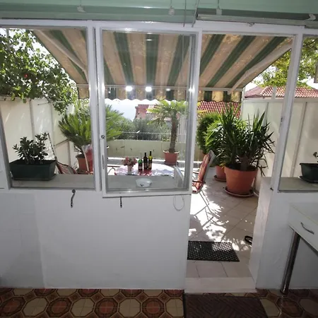 Apartman Nane - One Bedroom With Terrace And Sea View *