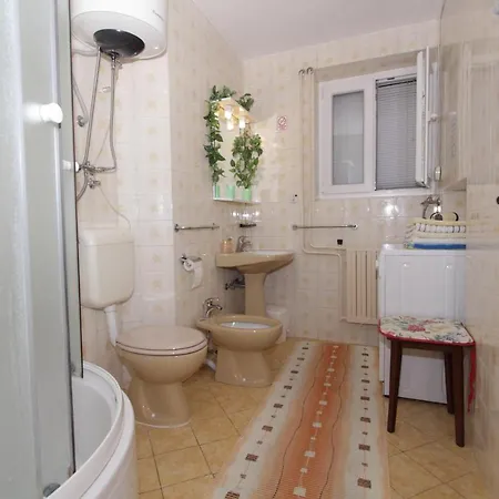 Nane - One Bedroom With Terrace And Sea View Apartman