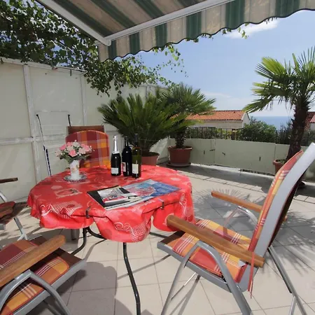 Daire Nane - One Bedroom With Terrace And Sea View