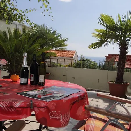 Nane - One Bedroom With Terrace And Sea View